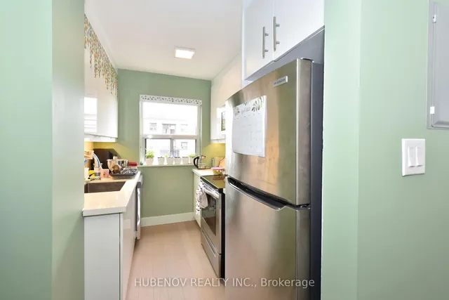 Additional image 22 of 1051 Victoria Pk Ave