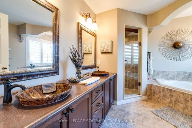 Additional image 25 of 274 Springvalley Cres