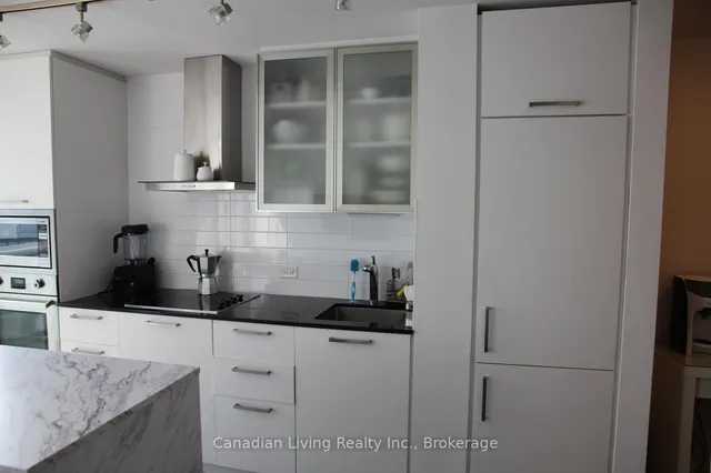 Additional image 11 of 12 York St Unit 5501