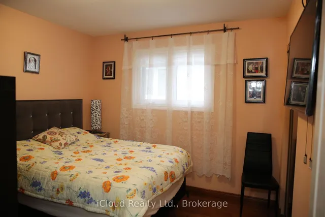 Additional image 11 of 888 Bloor St