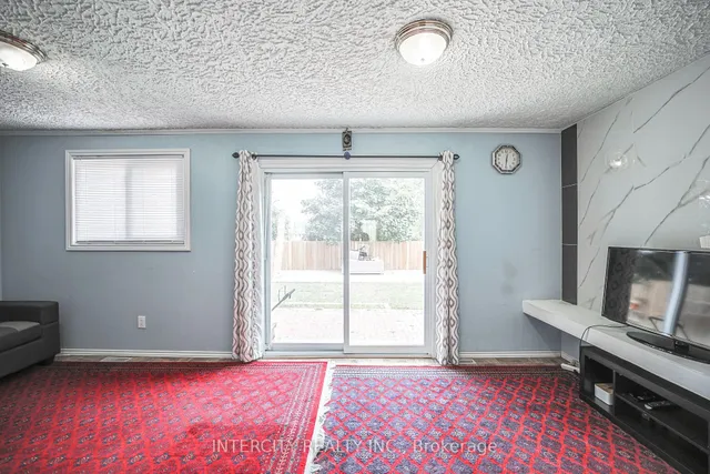 Additional image 30 of 24 Grovetree Pl