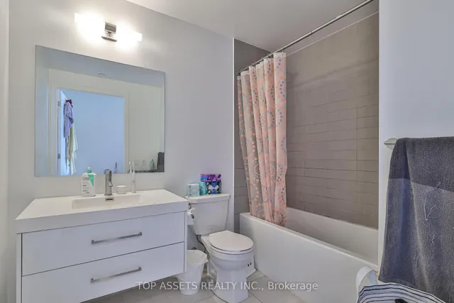 Additional image 19 of 403 Church St Unit 2709