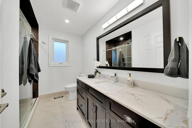 Additional image 21 of 26 Huntingwood Ave