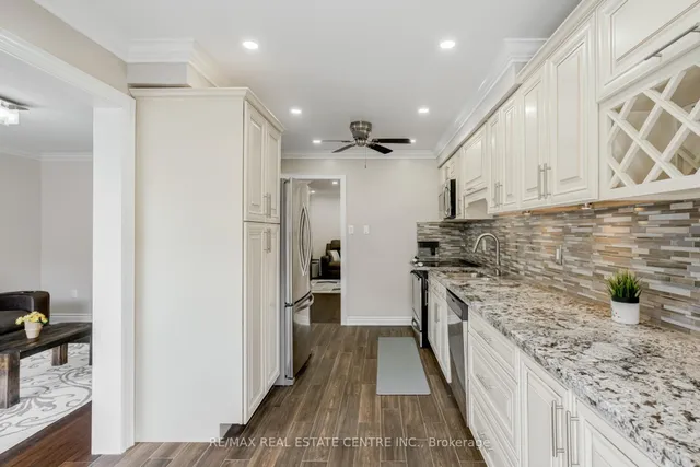 Additional image 12 of 18 Richwood Cres