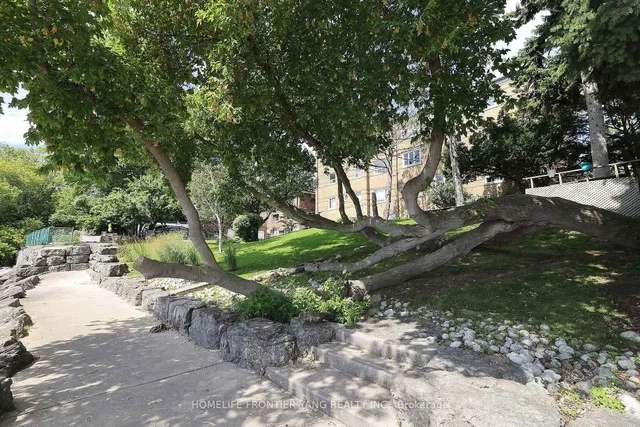 Additional image 27 of 2697 Lake Shore Blvd Unit 21