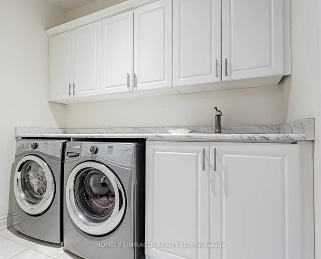 Additional image 10 of 170 Maxwell St Unit T