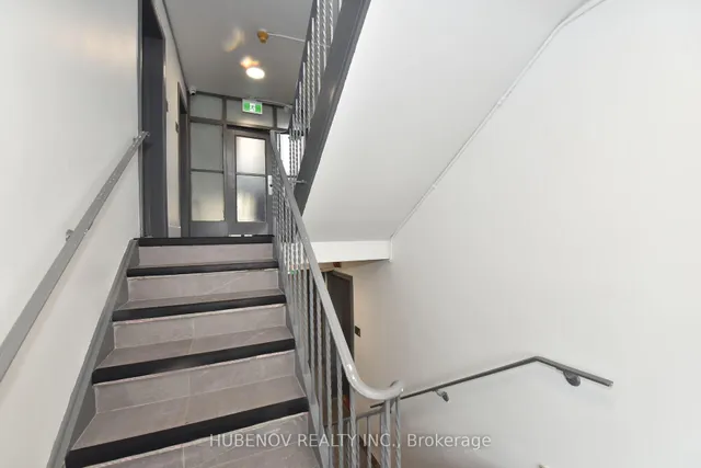 Additional image 7 of 1051 Victoria Pk Ave