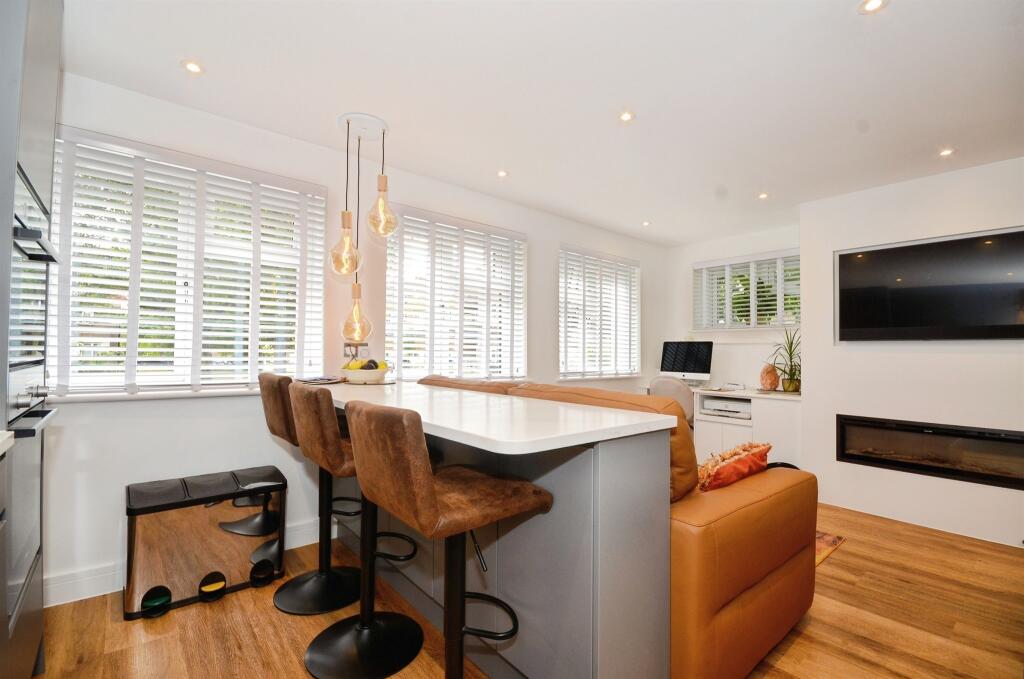 Additional image 4 of Hughenden Road, St. Albans