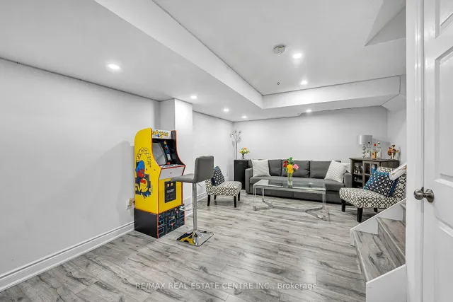 Additional image 36 of 304 Andrews Tr