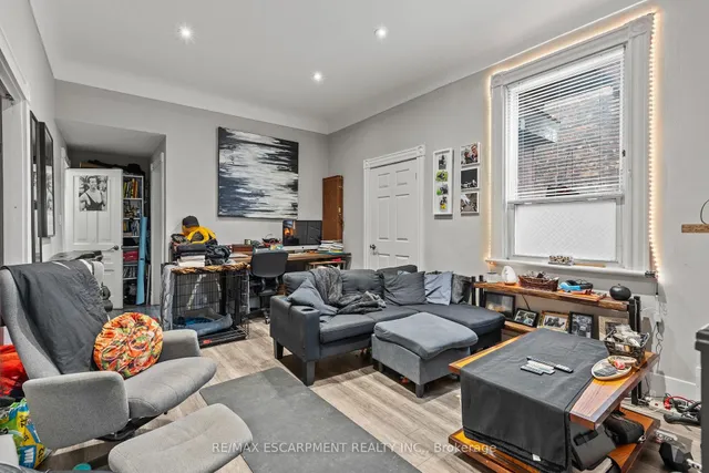 Additional image 41 of 181 West Ave