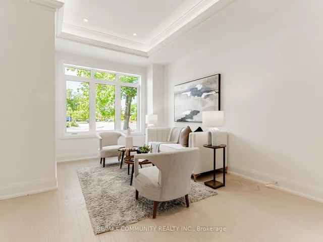 Additional image 7 of 43 Sugarbush Sq