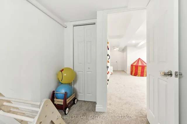 Additional image 39 of 4201 Longmoor Dr Unit 6