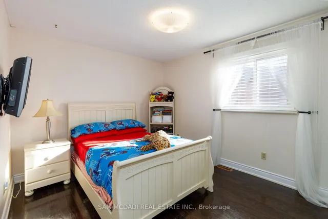 Additional image 27 of 100 Castlehill Rd