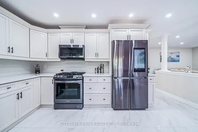 Additional image 15 of 19 Staples Lane