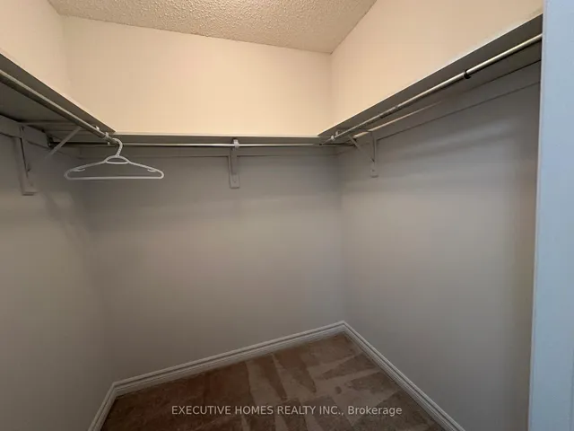 Additional image 22 of 21 Elmcrest Dr