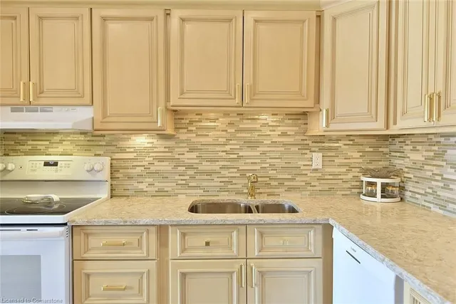 Additional image 16 of 591 Highway 8 Unit 25