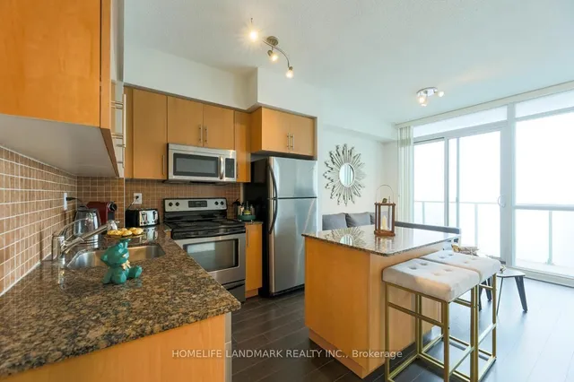 Additional image 7 of 55 bremner Blvd Unit 4003