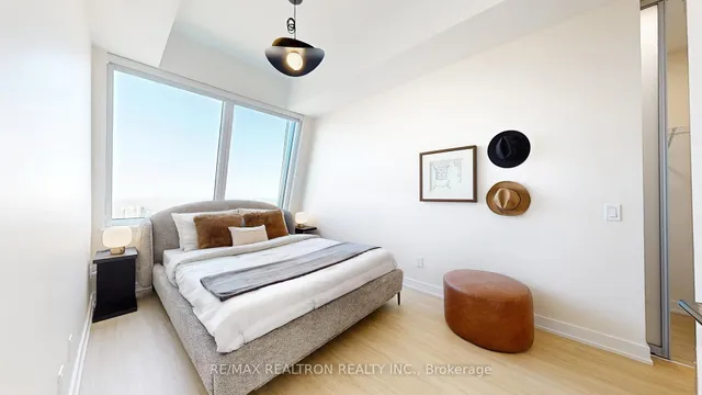 Additional image 17 of 8 Wellesley St Unit 5808