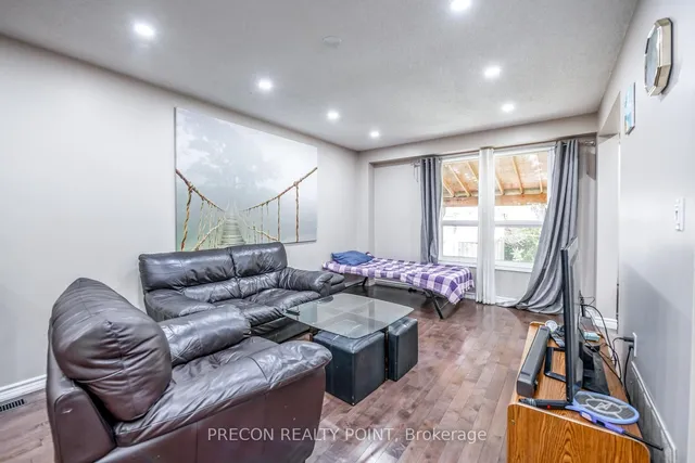 Additional image 10 of 24 Midanbury Way