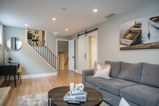 Additional image 28 of 613 Foster Crt