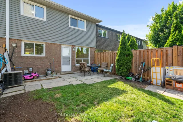 Additional image 34 of 42 Village Crt