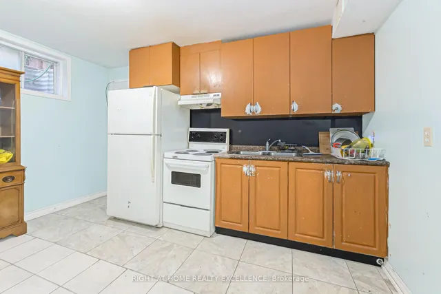 Additional image 29 of 153 Bruce Beer Dr