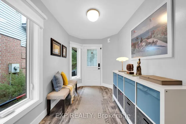 Additional image 6 of 5129 Lampman Ave