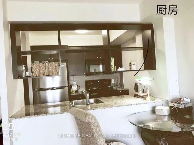 Additional image 11 of 181 Village Green Sq Unit 1512