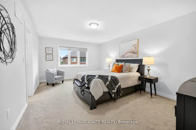 Additional image 23 of 24 Micarta Ave