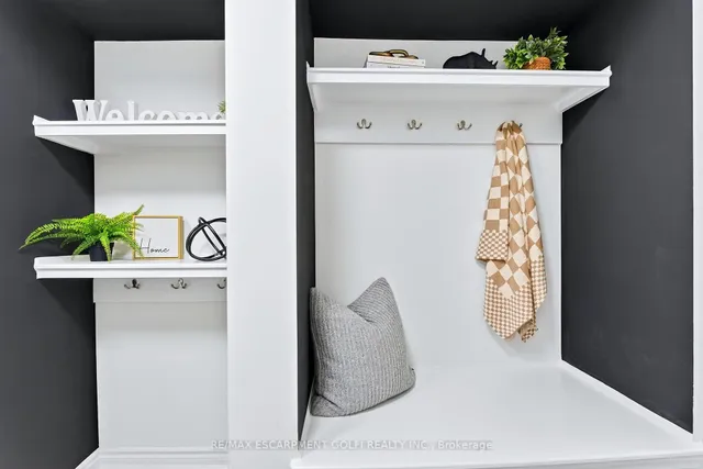 Additional image 5 of 22 Spring Creek Dr Unit 57