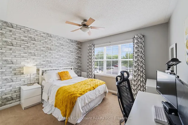 Additional image 18 of 1113 Riddell Cres