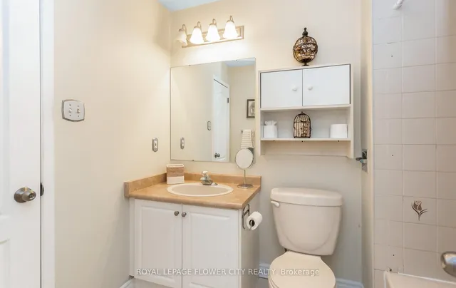 Additional image 31 of 41 Chipstead Ave