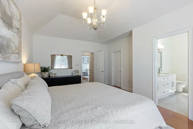 Additional image 18 of 2292 Eighth Line