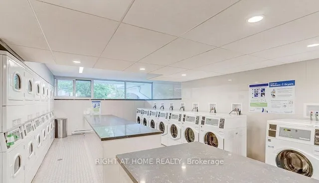 Additional image 19 of 30 Gloucester St Unit 2109