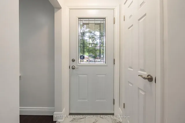 Additional image 6 of 1392 Royal Dr