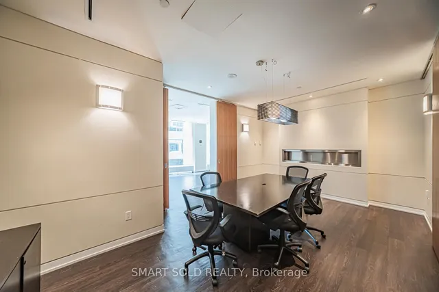 Additional image 7 of 2191 Yonge St Unit 901