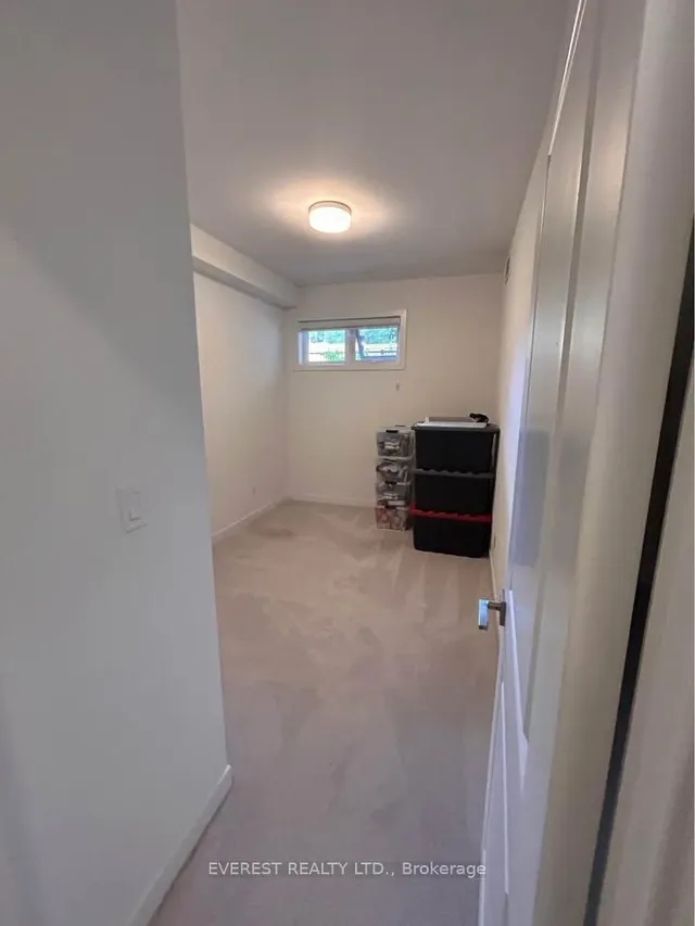 Additional image 6 of 4045 Hickory Dr Unit 13