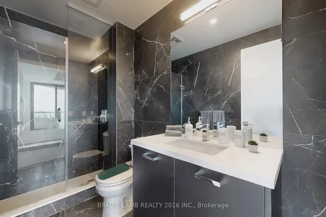 Additional image 14 of 195 McCaul St Unit 1511