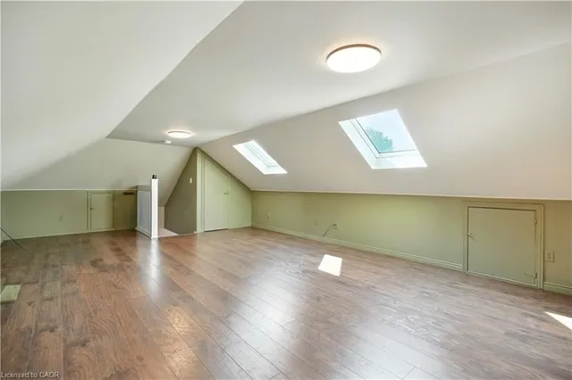 Additional image 16 of 127 Garside Ave