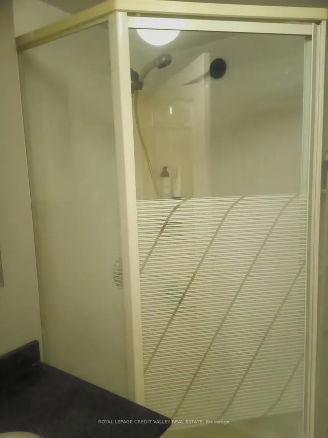 Additional image 21 of 7405 Goreway Dr Unit 517