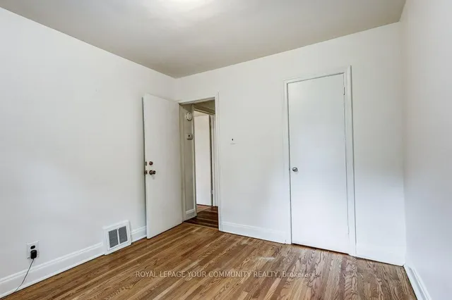 Additional image 13 of 109 Glencrest Blvd