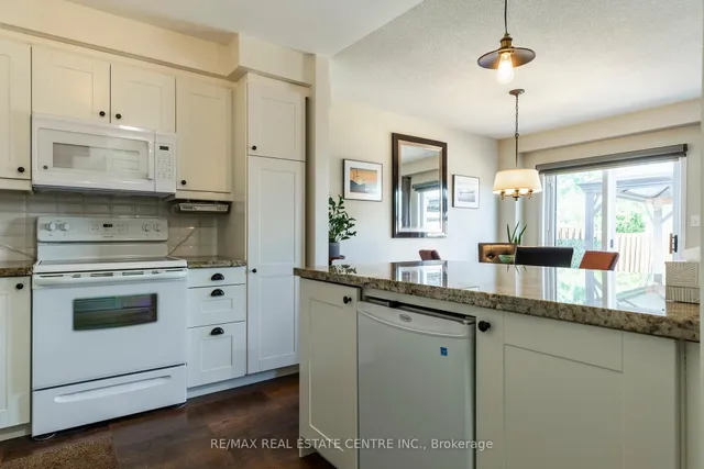 Additional image 12 of 10 Cadham Blvd Unit 37