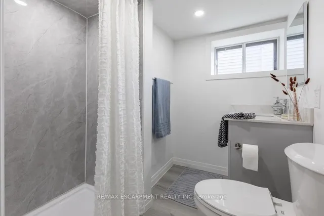 Additional image 40 of 132 London St