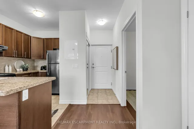 Additional image 17 of 95 WILSON St Unit 314