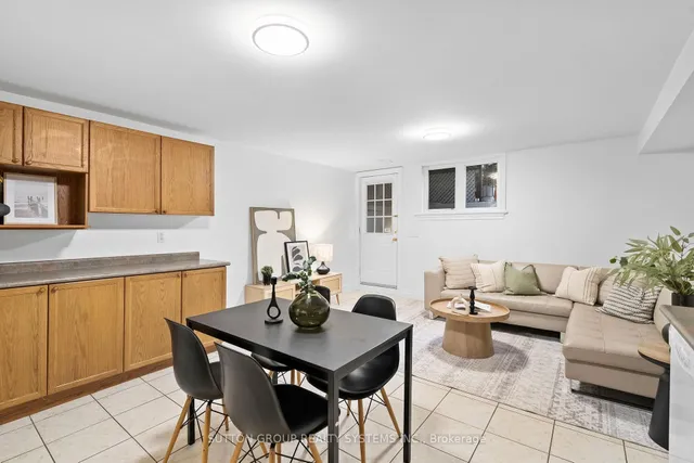 Additional image 33 of 45 Algarve Cres