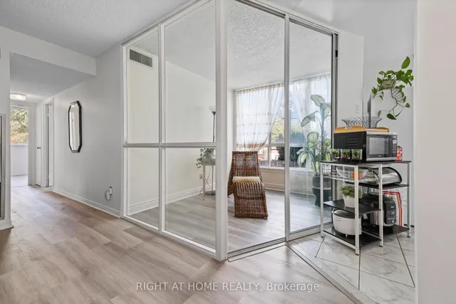 Additional image 19 of 1665 Victoria Park Ave Unit 206