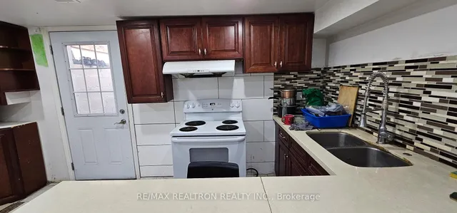 Additional image 48 of 6 Canton Ave