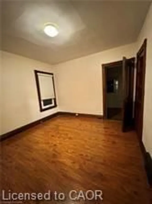 Additional image 14 of 44 Gladstone Ave