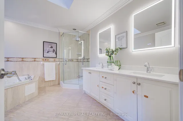 Additional image 31 of 206 Hollywood Ave