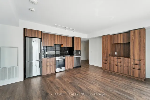 Additional image 13 of 501 Yonge St Unit 1802